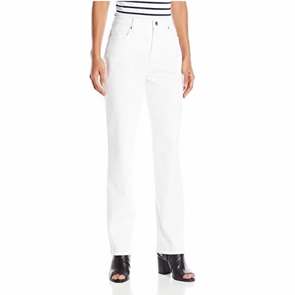 Gloria Vanderbilt Bright White Straight-Leg Jeans
